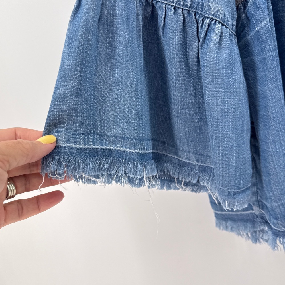 John Mark Embroidered Denim Linen‎ Top L Blue Floral Boho Bell Sleeve Fringe EUC - Picture 3 of 10